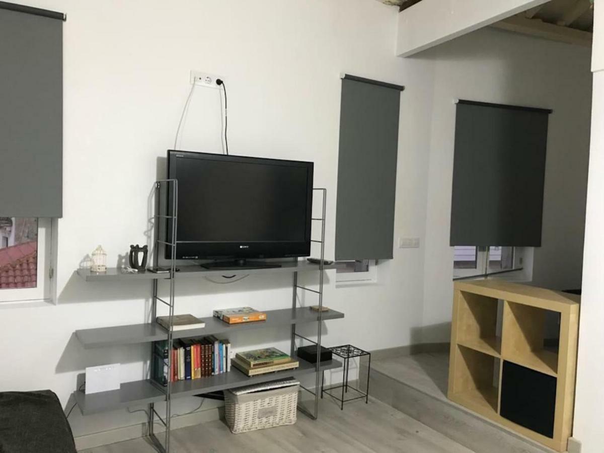 דירות א-קורוניה Luminoso Loft En La Ciudad Vieja מראה חיצוני תמונה